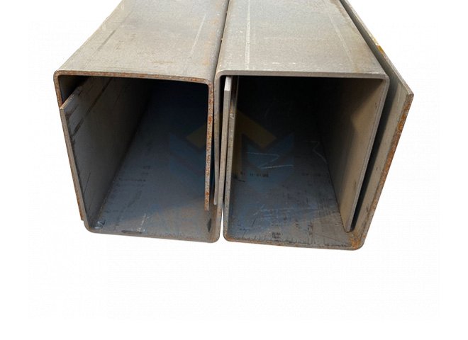 CABEZAL DE PUERTA INFERIOR